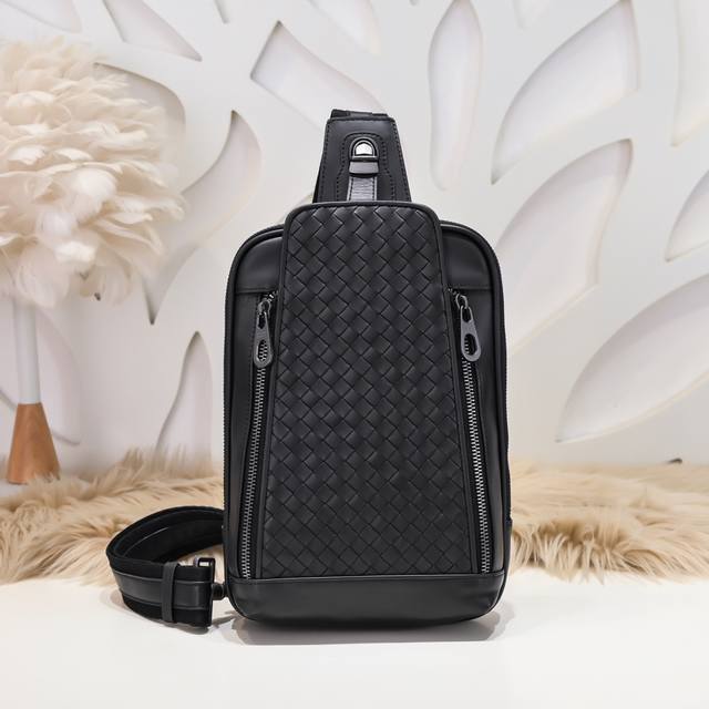 Bv-The latest men's chest bag. Original quality. Official website. Use top waxed