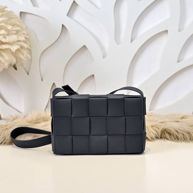 Bv-Latest crossbody bag Official website Synchronous use of top waxed cowhide Su