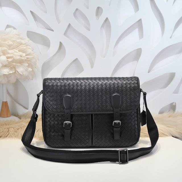 Bv-The latest men's messenger bag, original quality, official website, using top