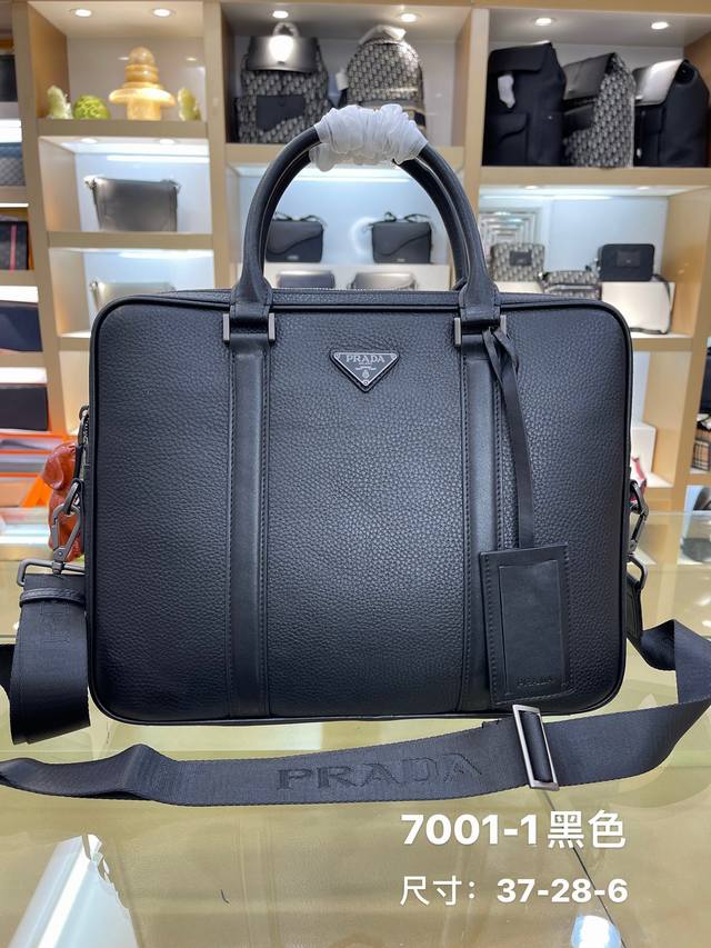 All have internal code: 7001-1#Top original Prada counter classic style, high-en