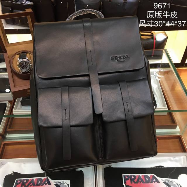 Model: 9671# Top original Prada backpack, Italian calfskin, super soft and deli