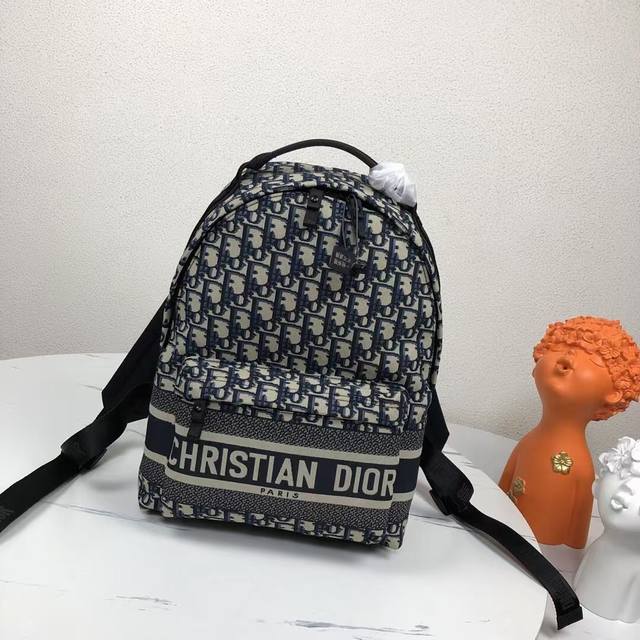 The highest version on the market, welcome to compare Diortravel backpack Blue