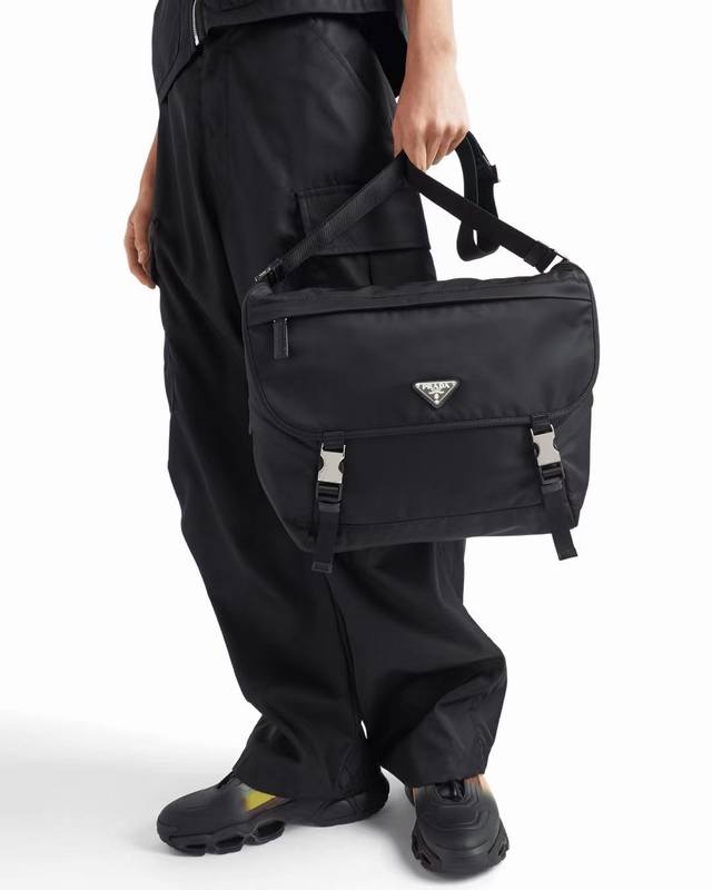 Prada-Prada's latest messenger bag crossbody bag official website uses original
