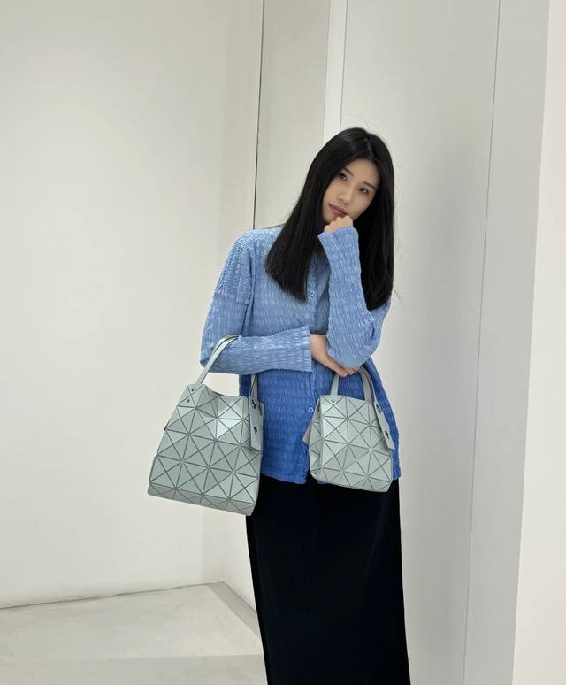 original single running volume Isseymiyake Baobao