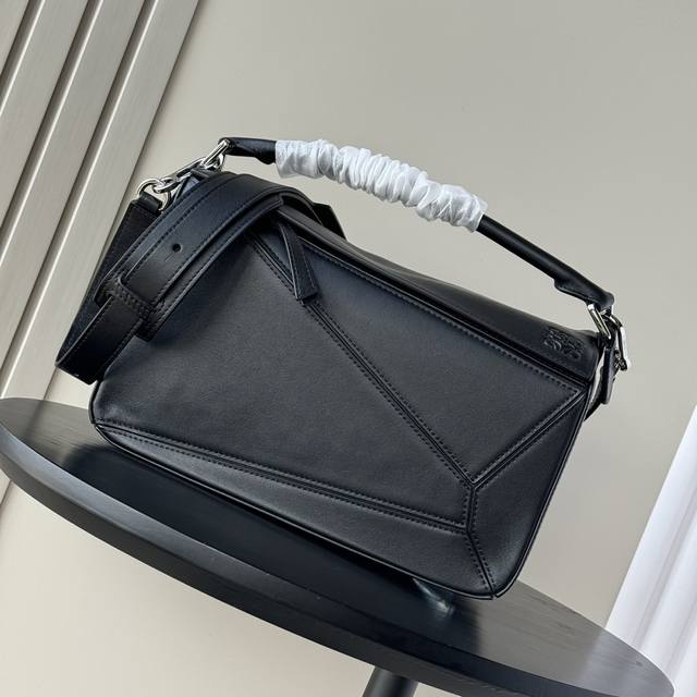Top counter mouse goods Loewe handbag crossbody bag plain surface full cowhide L