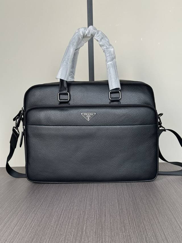 The latest and hottest Prada zipper compartment handbags from the top counters