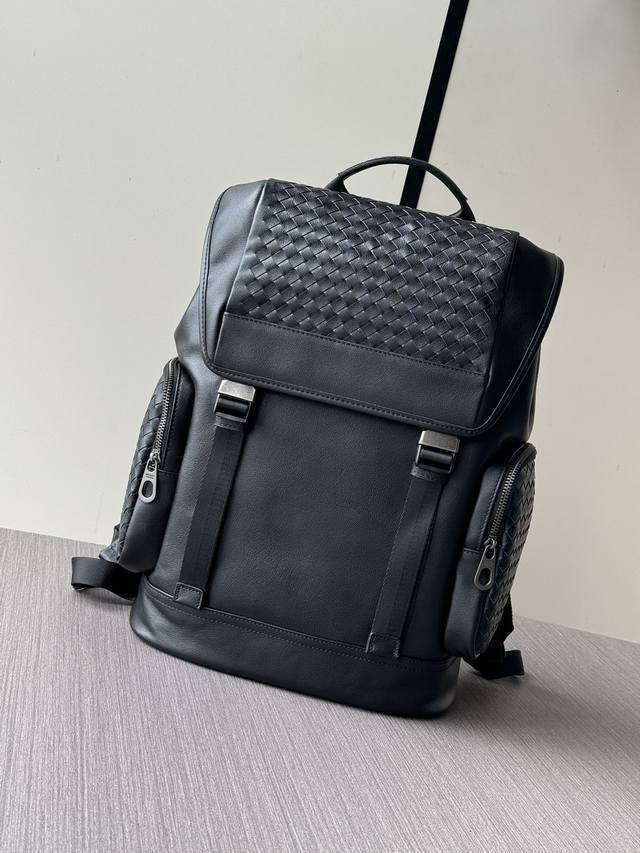 The latest hot-selling Bv hand-woven backpack of the top counter mouse high-end
