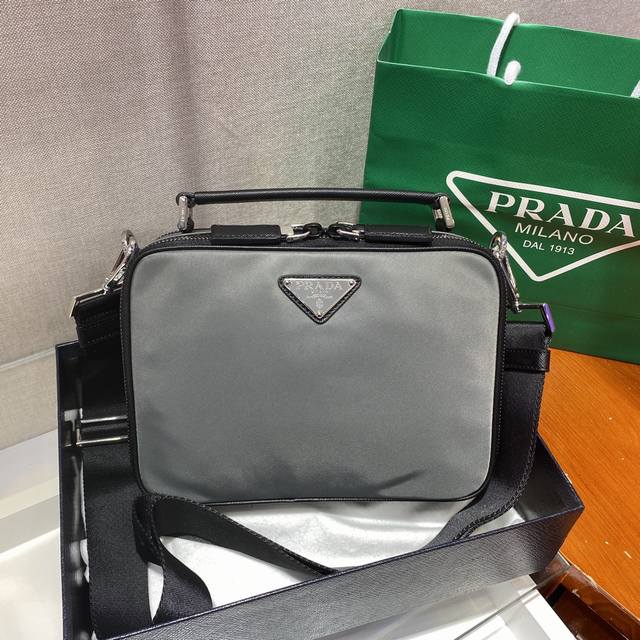 New Box Bag Latest Men's New Color 2Vh069 Original Goods Made of imported Saffi