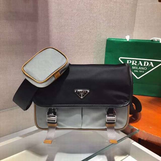 Messenger bag 2Vd769B Medium original goods This nylon flap handbag is decorated