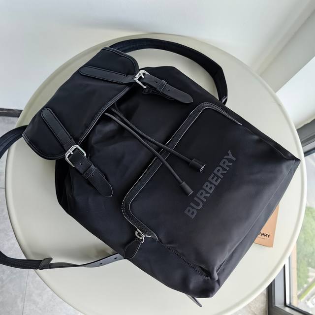 Top version original leather Burberry large cotton canvas military backpack. Mu