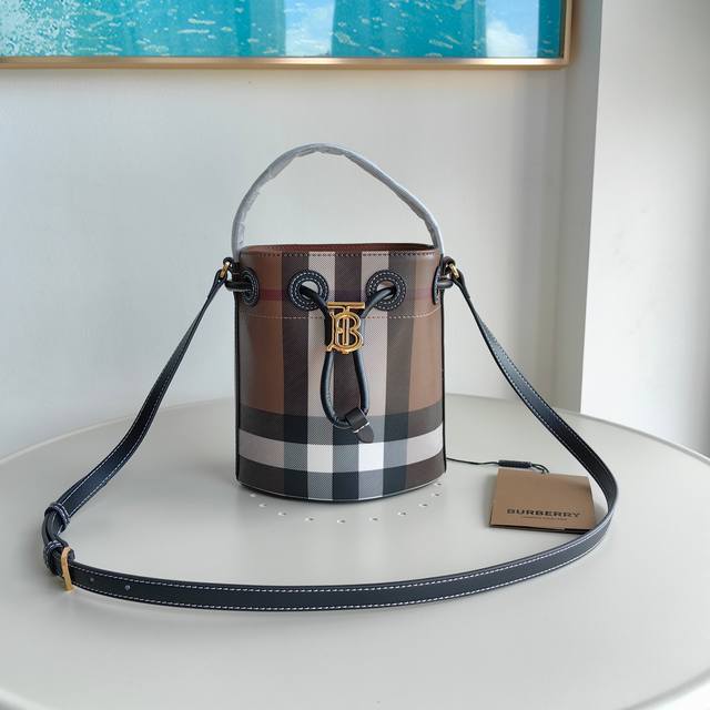 Top version original leather Bur mini bucket bag Lightweight, exquisite and cut