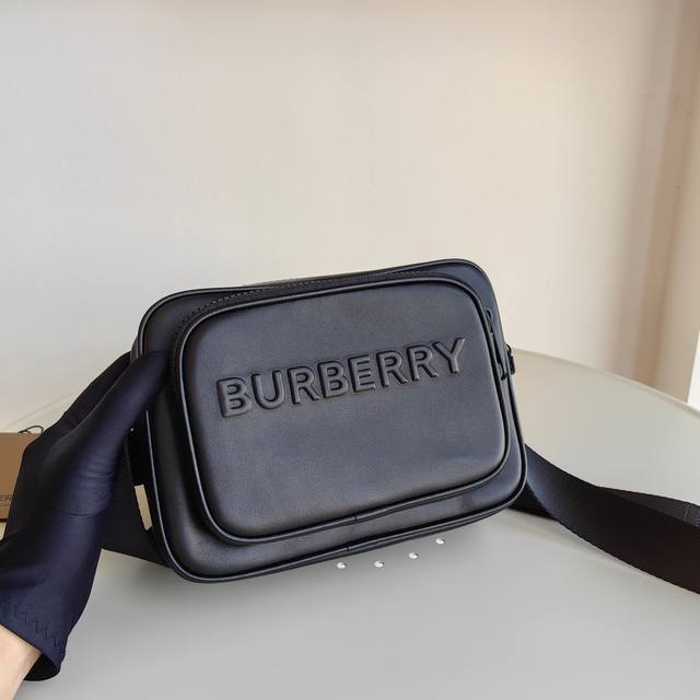 Top version original leather Burberry new embossed logo small shoulder bag impo