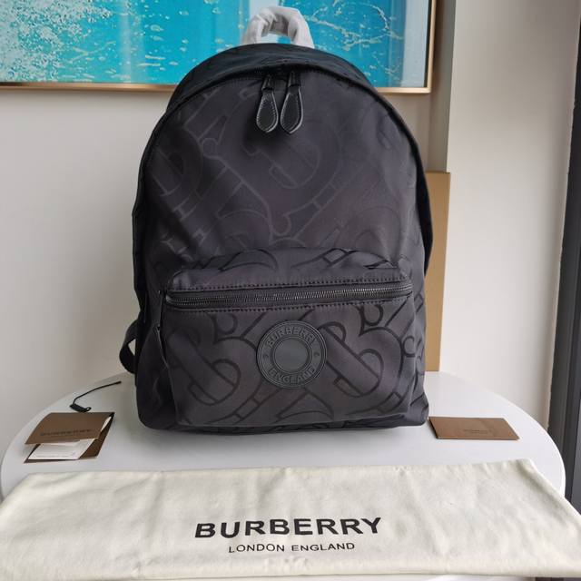 Top version original leather Burberry's new backpack is made of recycled polyest