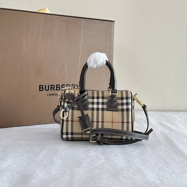 Top version original leather B bag mini checkered bowling bag, made of coated co