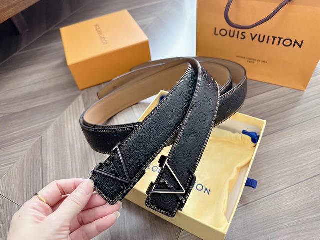 Lv Original. Strong brand flavor Made of top-layer cowhide, durable and suitable
