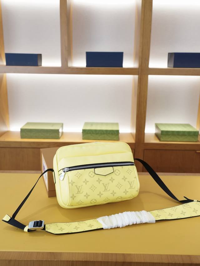 Louis Vuitton official website synchronized high version crossbody shoulder bag