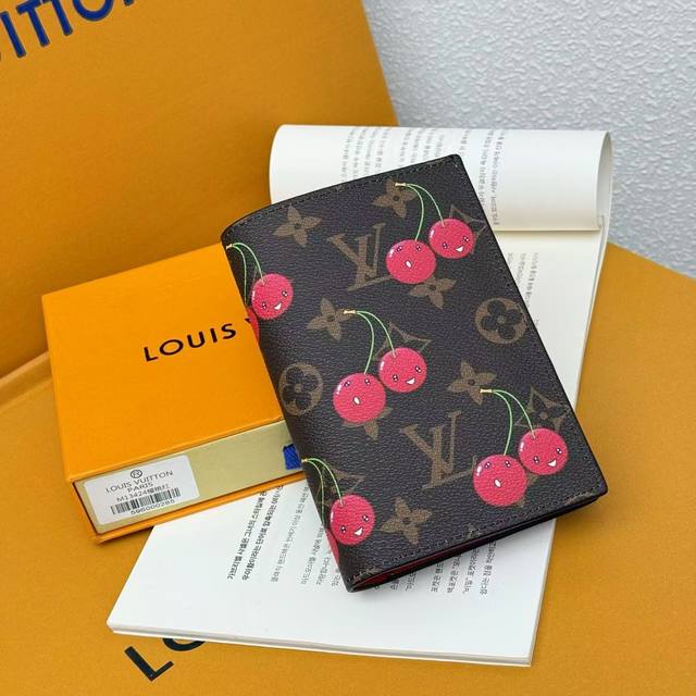 Color Monochrome Size 14X10 Cherry Passport Cover combines Monogram Macassar ca