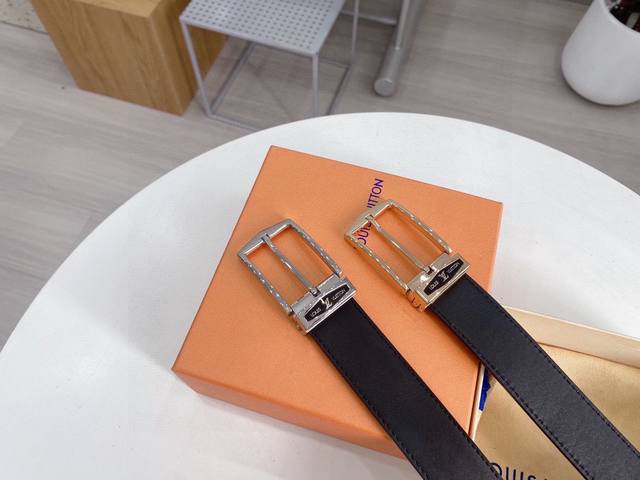 Louis Vuitton pin buckle new pure leather is the world's largest high-end fashio