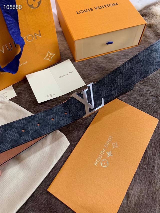 Lv The latest 4.0cm belt for men, made by a trading company, ordered from Japan!