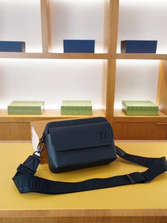 Louis Vuitton official website synchronized high version crossbody shoulder bag