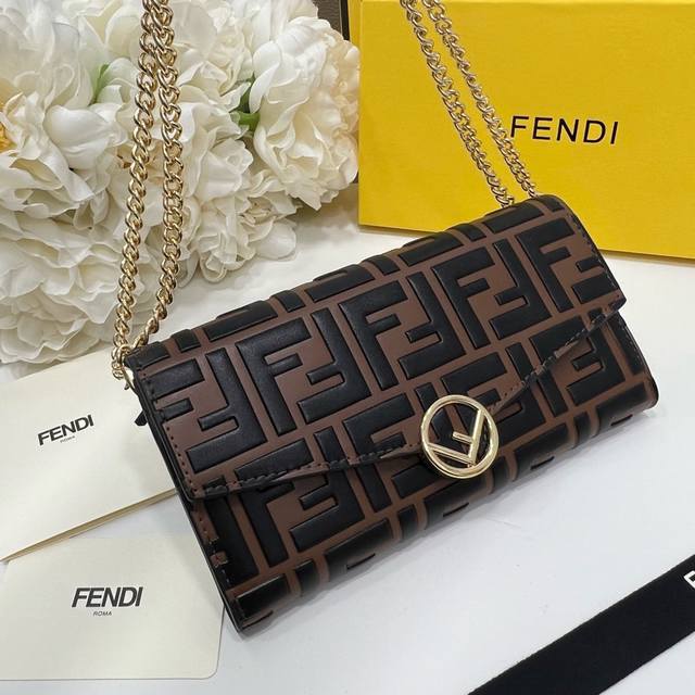 Fendi 2602 Color Black Brown Size: 19*10.5*3.5 Fendi counter synchronization, sh