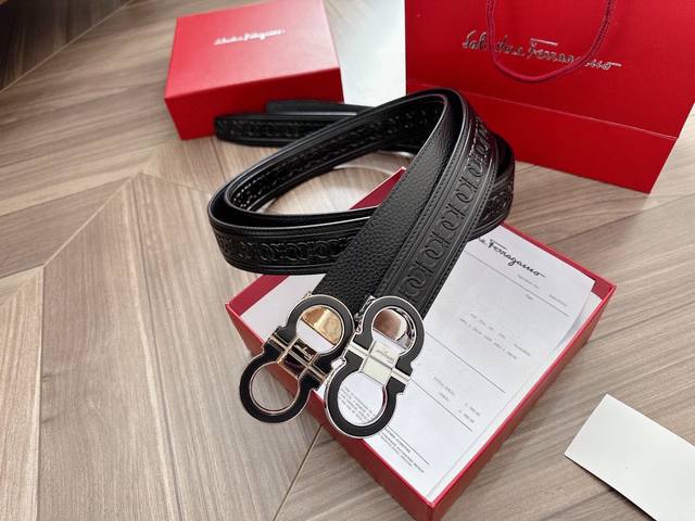 If you don't know which belt to give to your boyfriend, client or husband, you c
