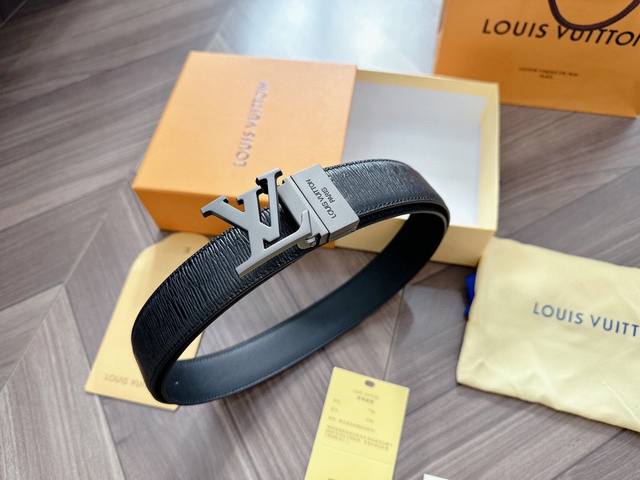 Lv The buckle head is a custom buckle. Double-sided, the buckle head can be rota