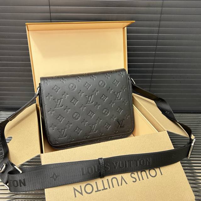Louisvuitton Louis Vuitton District Lv Flap Messenger Bag Men's Crossbody Bag Re