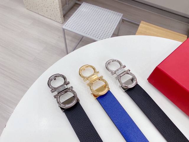 Ferragamo This belt is one of Ferragamo's classic accessories, noble and elegan