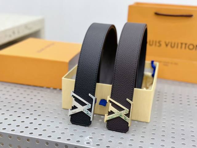 Louis Vuitton French counter quality official website synchronization width 3.8C