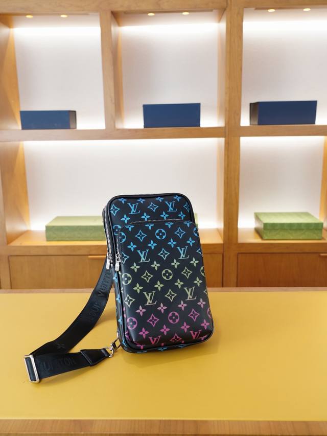 Louis Vuitton official website synchronized high version chest bag timeless ico