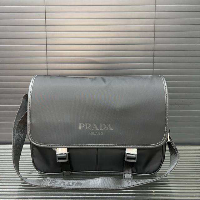 Prada nylon flap messenger bag shoulder bag men's crossbody bag classic all-matc