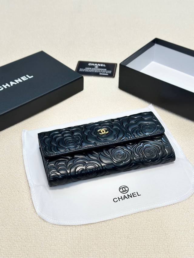 Color Black Size 19X10 Chanel classic hot-selling leather wallet Camellia is a