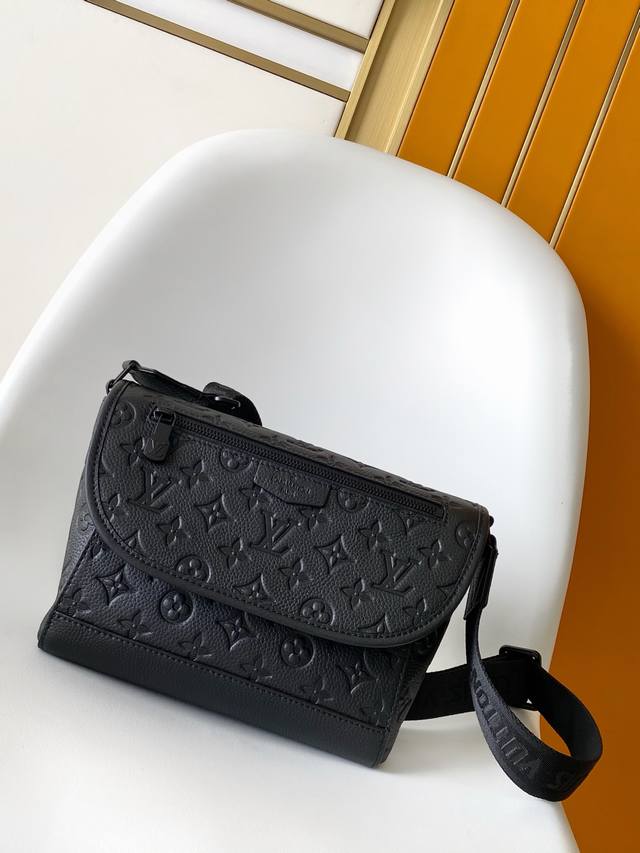 Pm14874 Embossed cowhide original top layer variable chip original hardware, mod