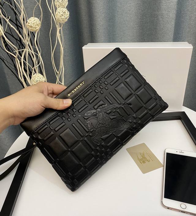 Top original goods, latest style Burberry men's clutch bag, hot new model deliv