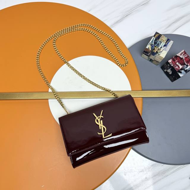 Saint Laurent patent leather Kate 20Cm The latest size in the counter, a timeles