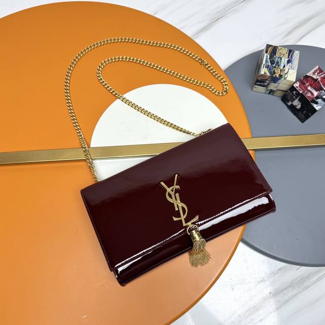 Ysl Yves Saint Laurent patent leather Long-awaited patent leather is always the
