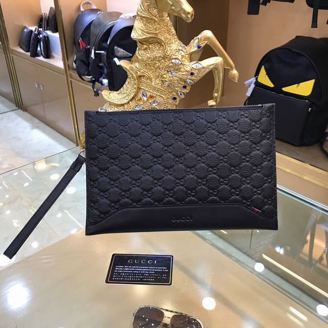Gucci latest model - handbag, imported first layer cowhide embossed, simple and