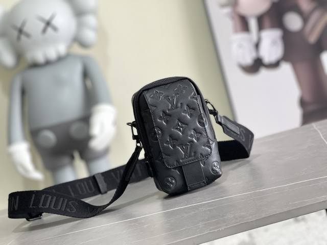 Original batch M81323 embossed 81321 black silver Flap Double mobile phone bag J
