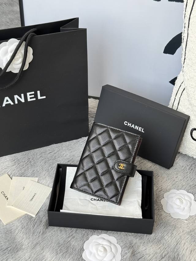 2700 New product launch Passport wallet 2 in 1 Passport holder that can hold cas
