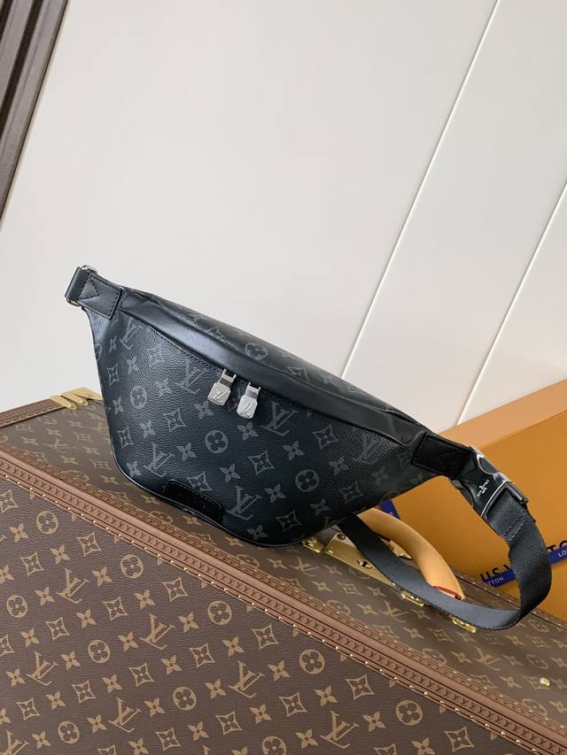 M46035Black Flower Top Original Single Code Chip 163C This Discovery waist bag i