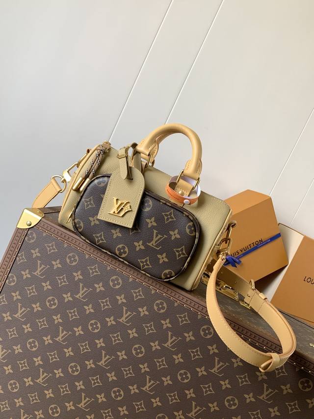 M12627 Khaki Top Original Single Code Chip Keepall Bandouli