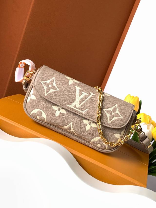 Super enhanced version Dynamic variable code chip Wallet On Chain Ivy handbag Mo