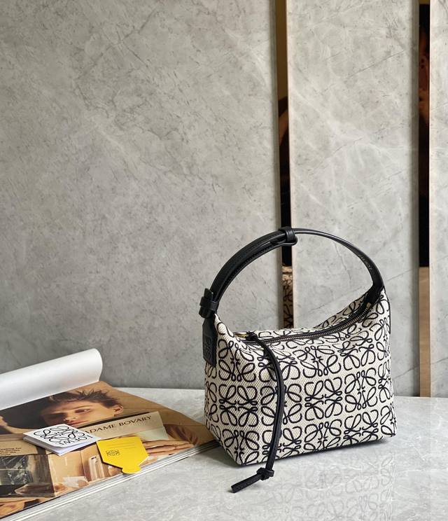 Small lunch bag~The latest popular underarm bag Cubi embroidery design has a se