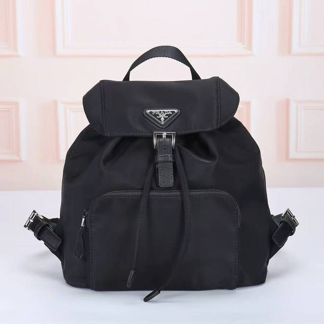 Prada-Prada's latest backpack official website uses original imported waterproof
