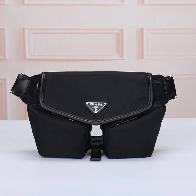 Prada-Prada's latest chest bag waist bag official website uses original imported