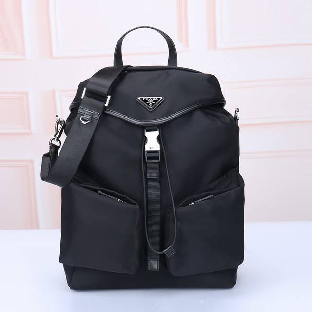 Prada-Prada's latest backpack official website uses original imported waterproof