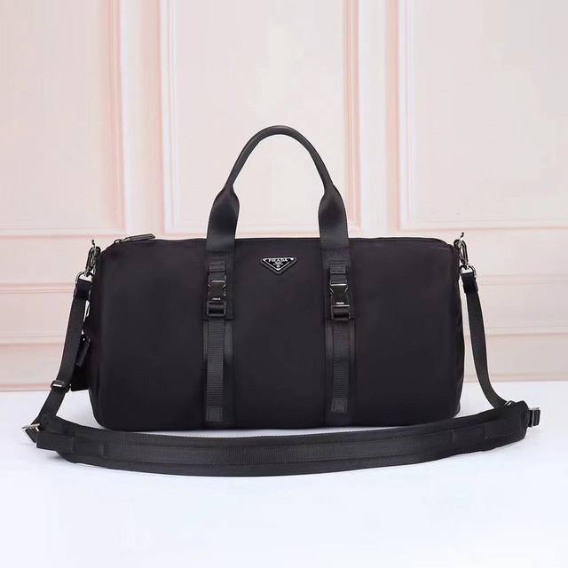 Prada-Prada's latest travel bag handbag official website uses original imported