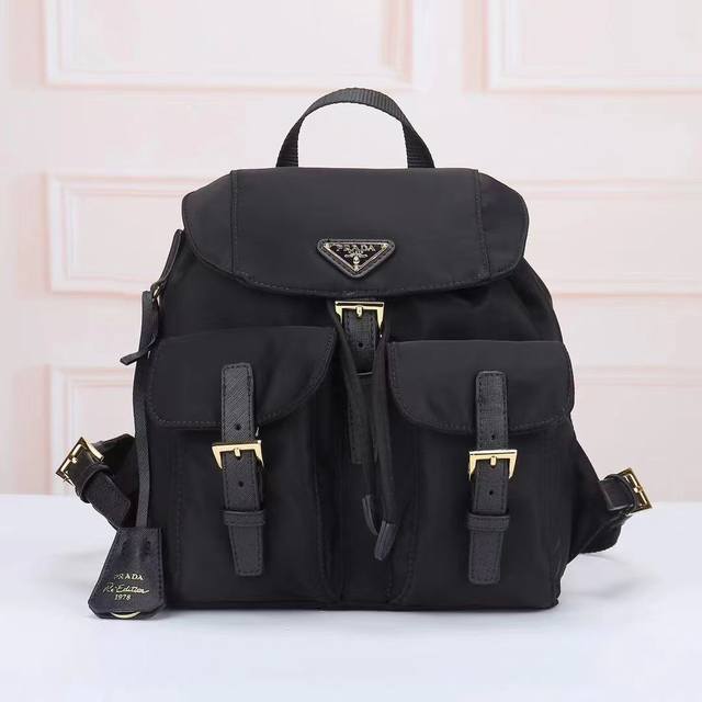 Prada-Prada's latest backpack official website uses original imported waterproof
