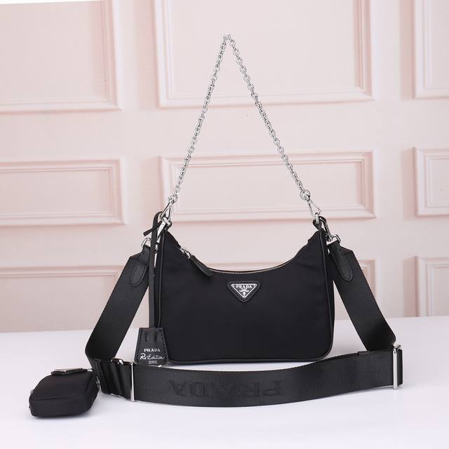 Prada-Prada's latest shoulder and crossbody bag. The official website synchroniz